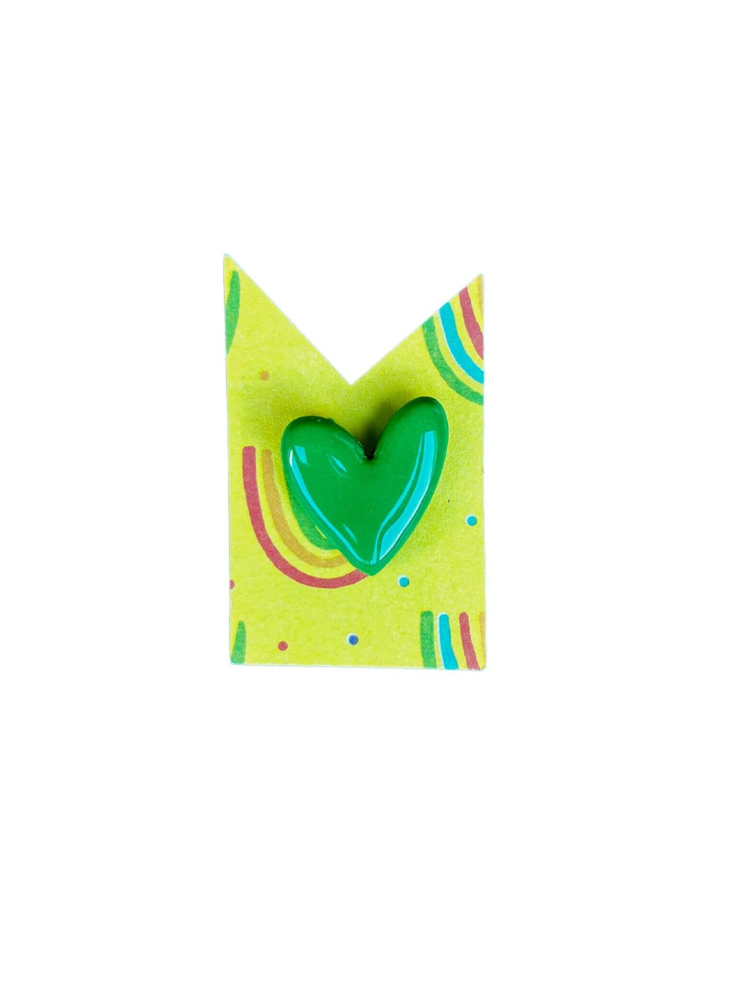 Petit pin's en forme de cœur vert, fabrication artisanale et française