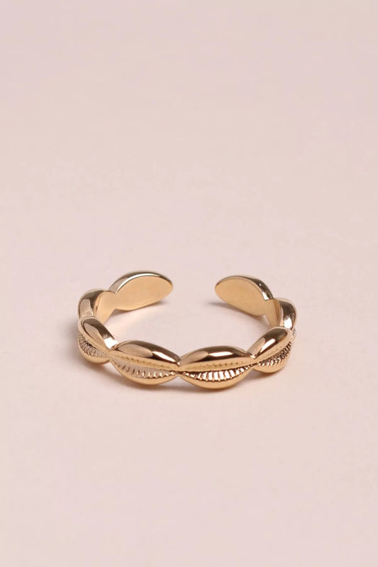 Bague avec des coquillages en plaqué or, réglable, fabriquée en France Waekura