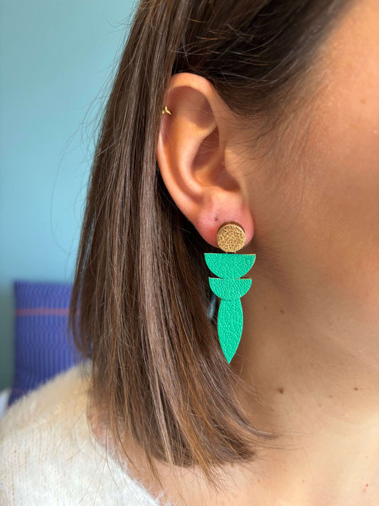 Boucles d'oreilles cuir upcyclé vert et doré