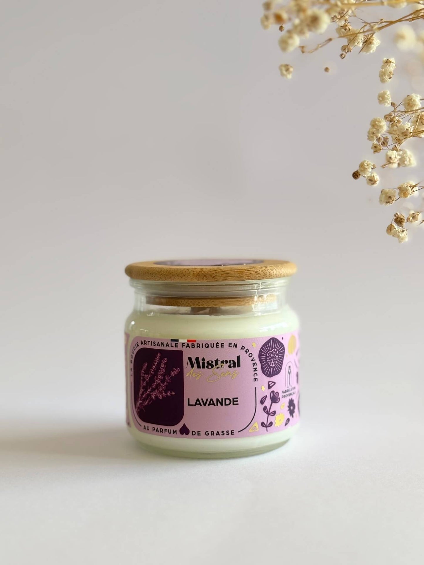 Bougie parfumée à la lavande, senteur relaxante, fabriquée en Provence.