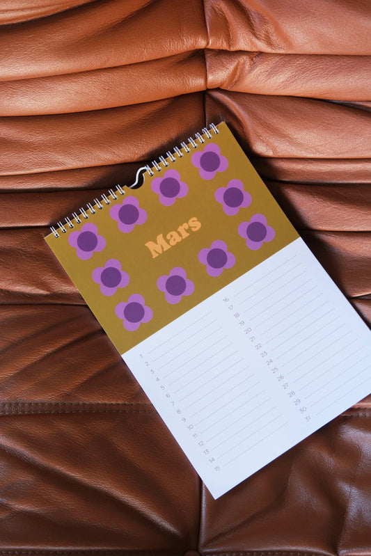 Calendrier d'anniversaires mural, mars avec des fleurs.