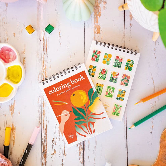 Carnet de coloriages pour adultes avec des plantes tropicales, Maison Joliette.