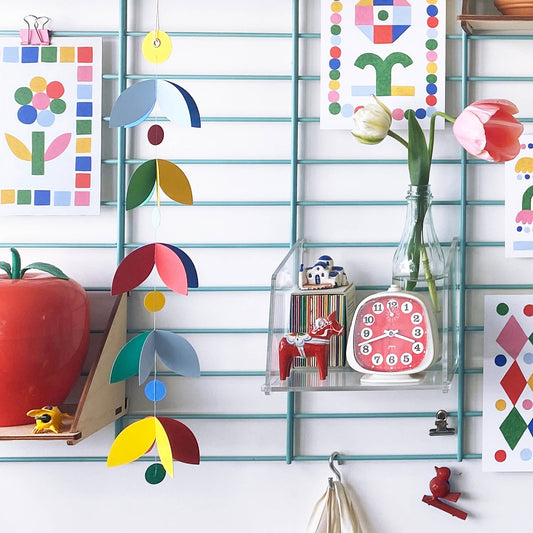 Guirlandes murales à suspendre, décoratives et colorées, Maison Ribambelle.