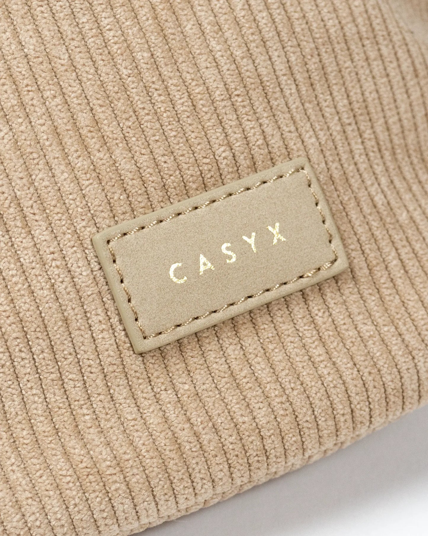 Sac banane en velours côtelé beige, Casyx.