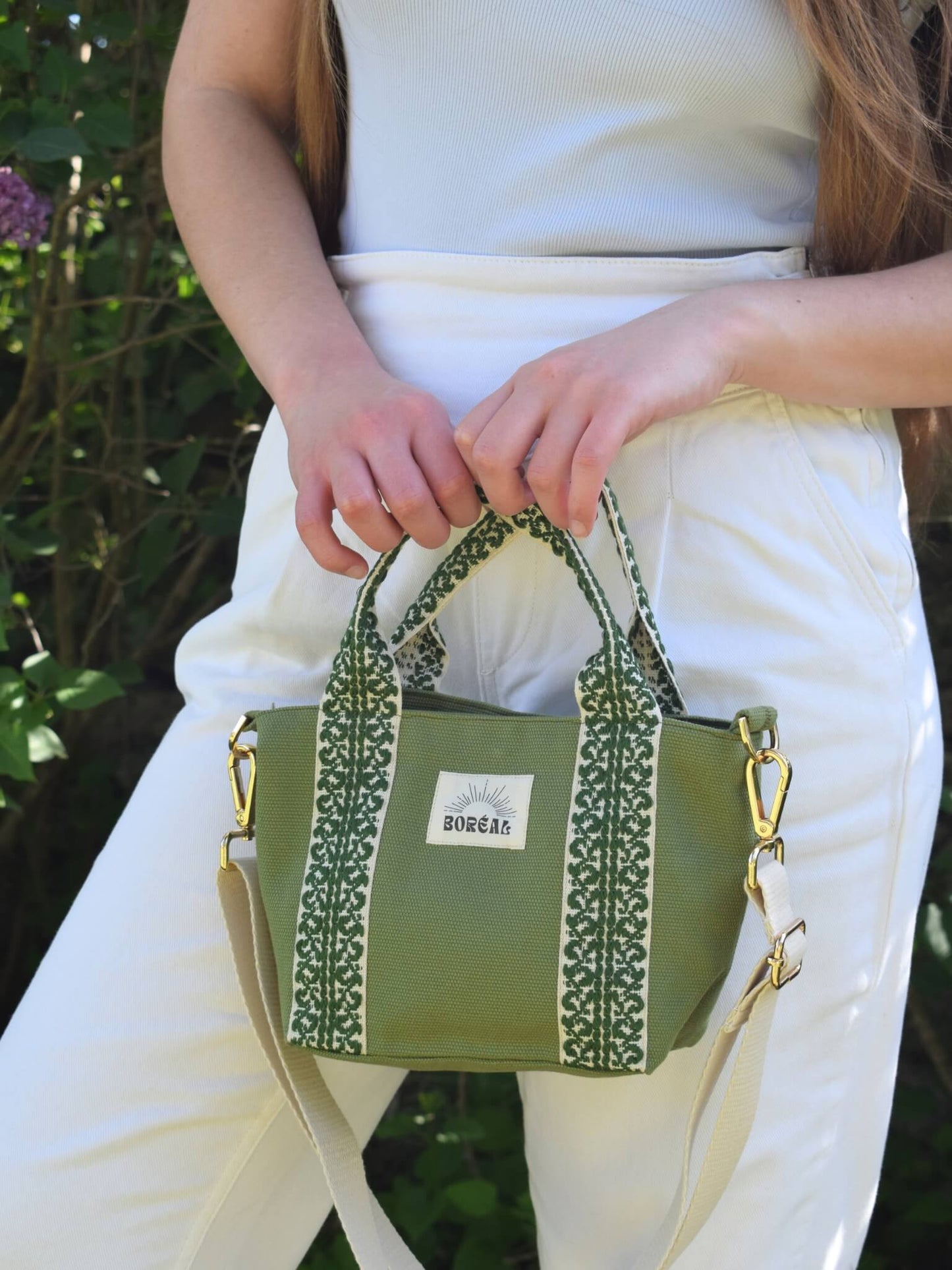 Sac à bandoulière en coton kaki, Boréal.