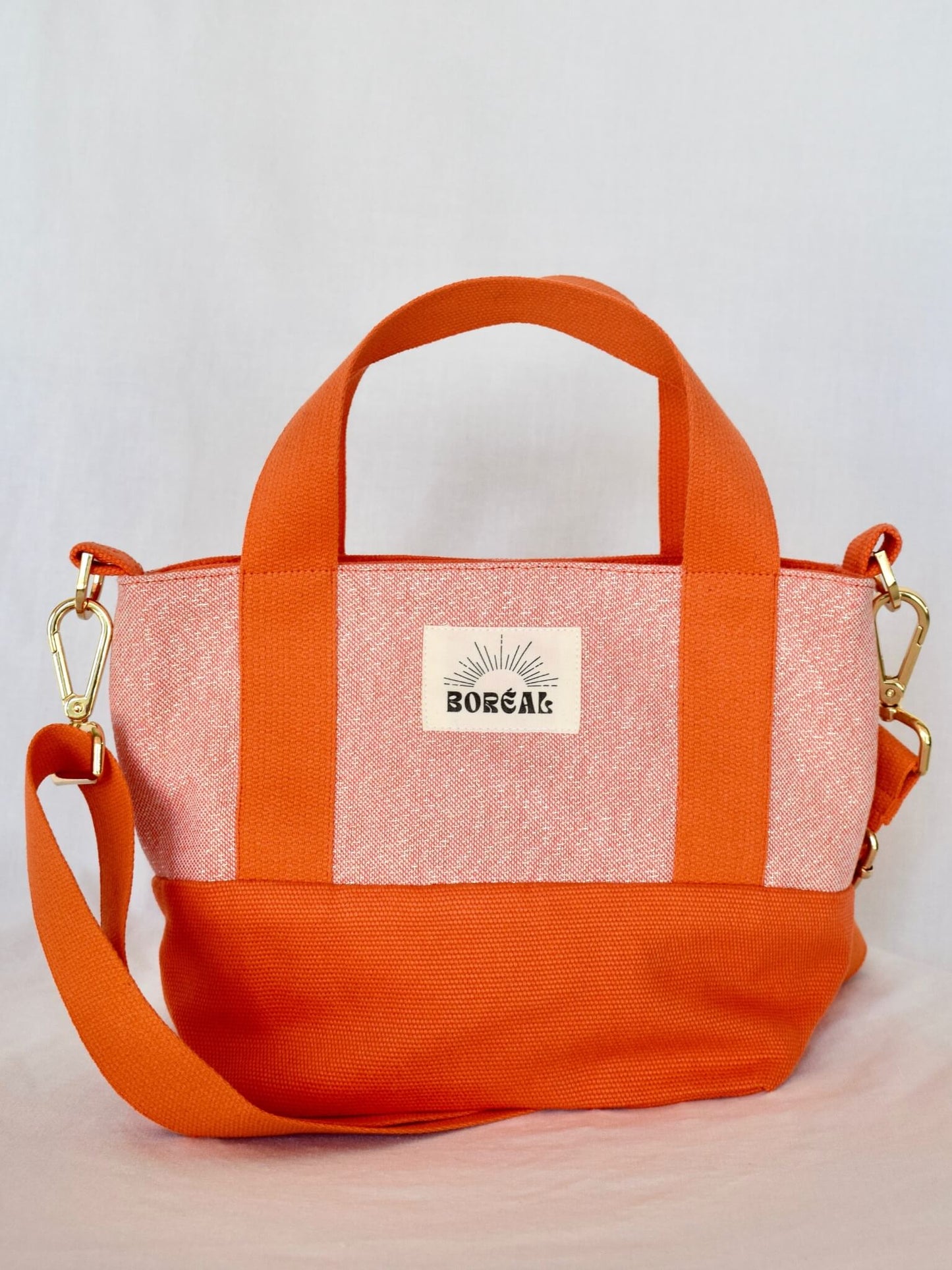 Sac à bandoulière en coton orange avec des paillettes, Boréal.