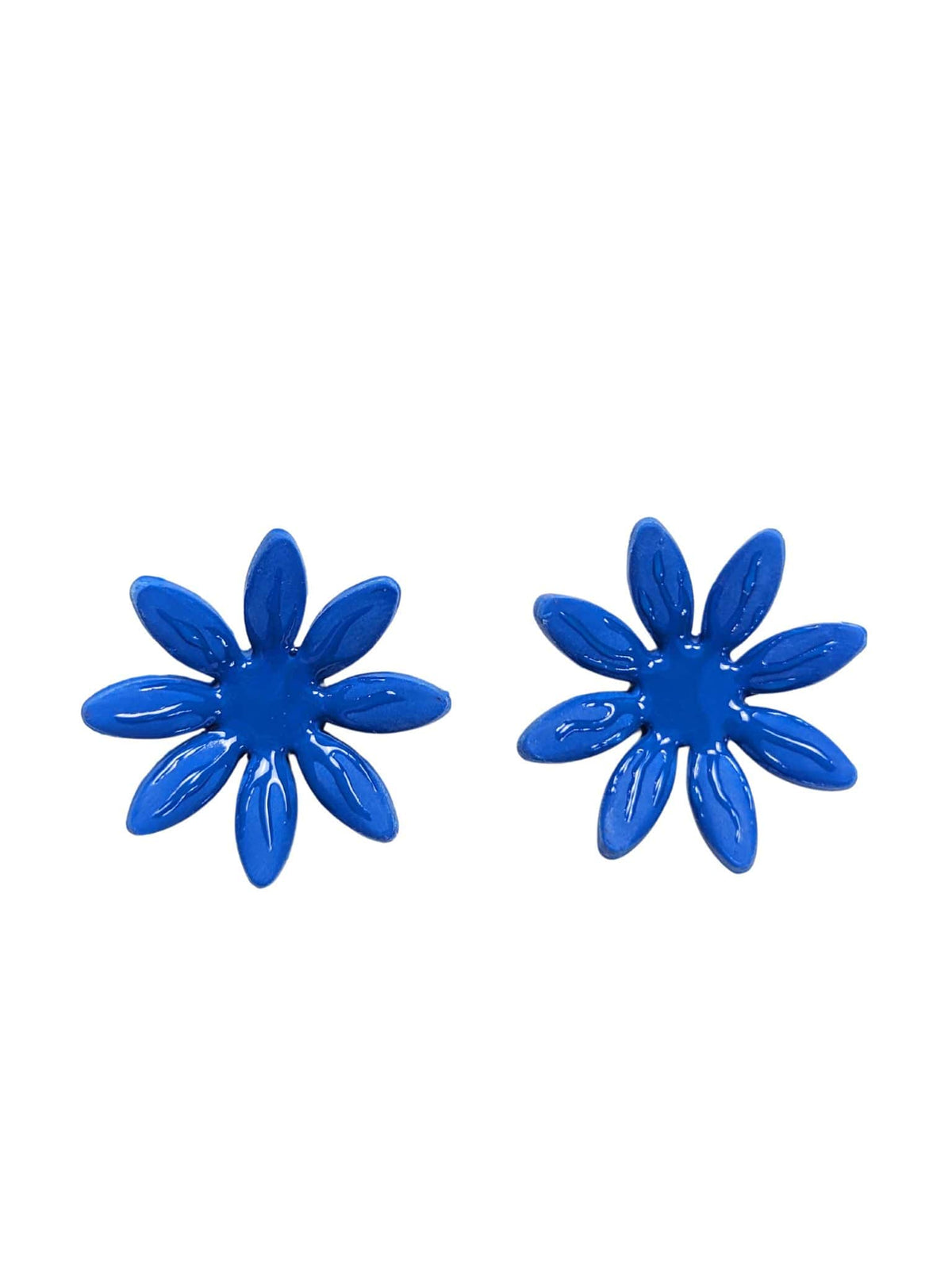 boucles d'oreilles fleurs bleues, artisanales et uniques, en pâte polymère, fabrication française