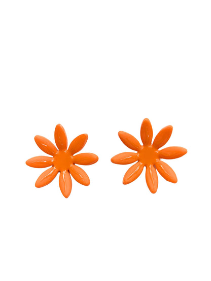 boucles d'oreilles fleurs orange, artisanales et uniques, en pâte polymère, fabrication française
