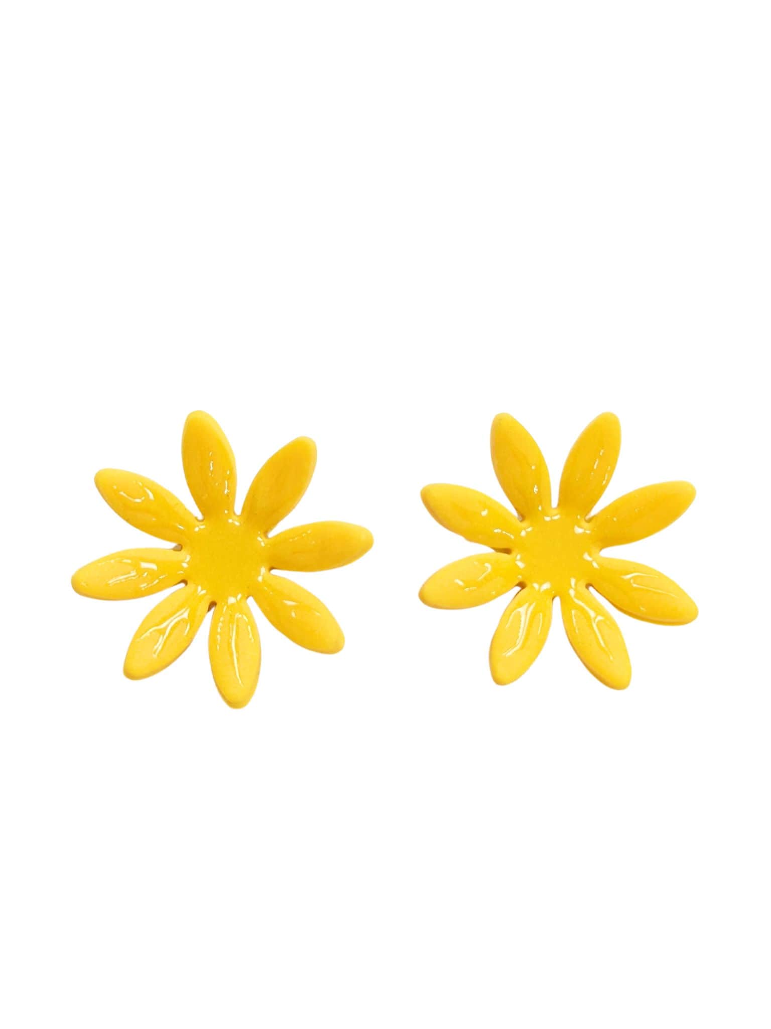 boucles d'oreilles jaunes en forme de fleurs, Marguerite, artisanales et uniques, en pâte polymère, fabrication française