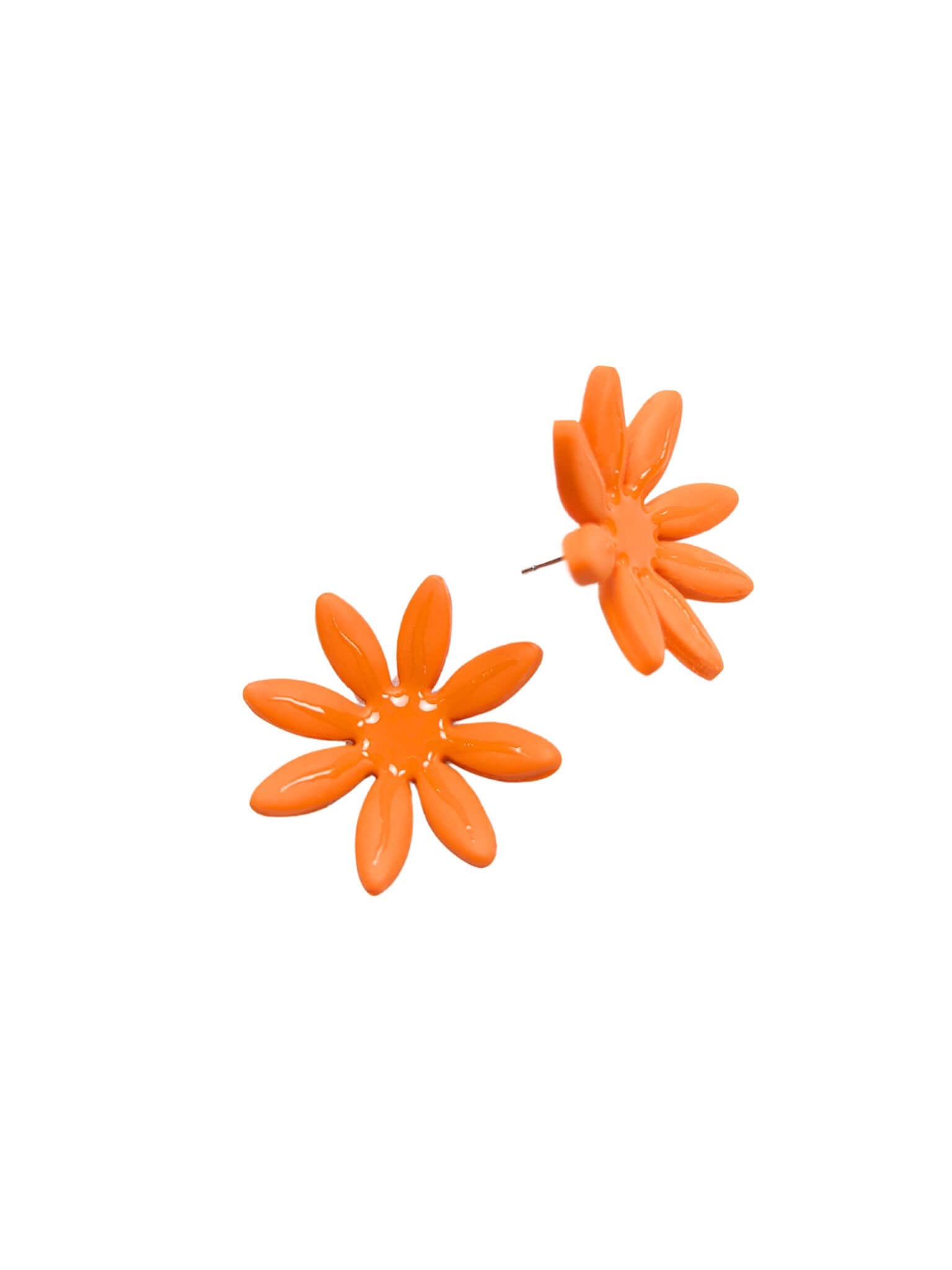 boucles d'oreilles orange en forme de fleurs, Marguerite, artisanales et uniques, en pâte polymère, fabrication française