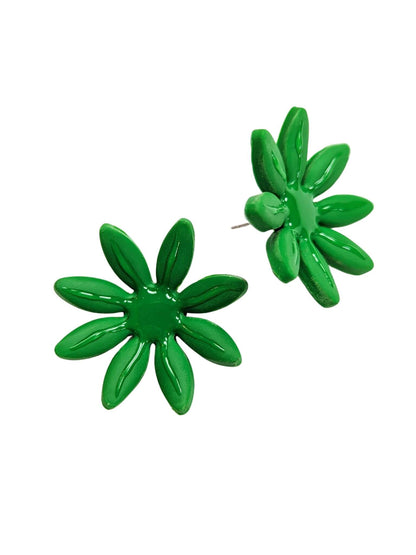 boucles d'oreilles vertes en forme de fleurs, Marguerite, artisanales et uniques, en pâte polymère, fabrication française