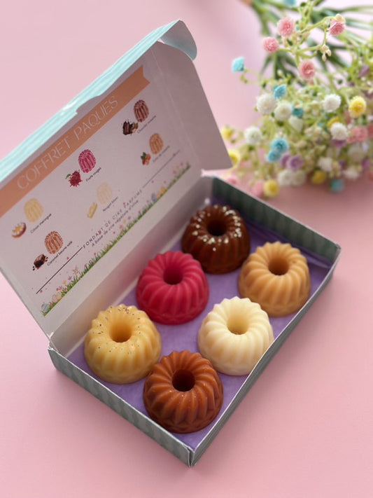 coffret de fondants parfumés en forme de kouglof, parfums chocolat, caramel, noisette... Décoration colorée et gourmande. Fabrication artisanale et française.