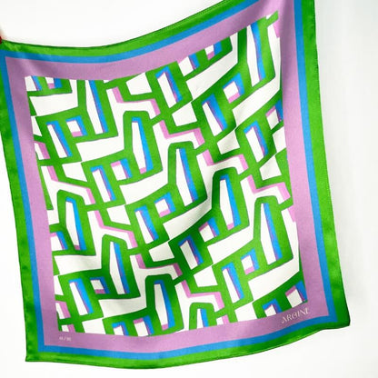 foulard en soie, imprimé 70's, vert, bleu et violet, forme carrée