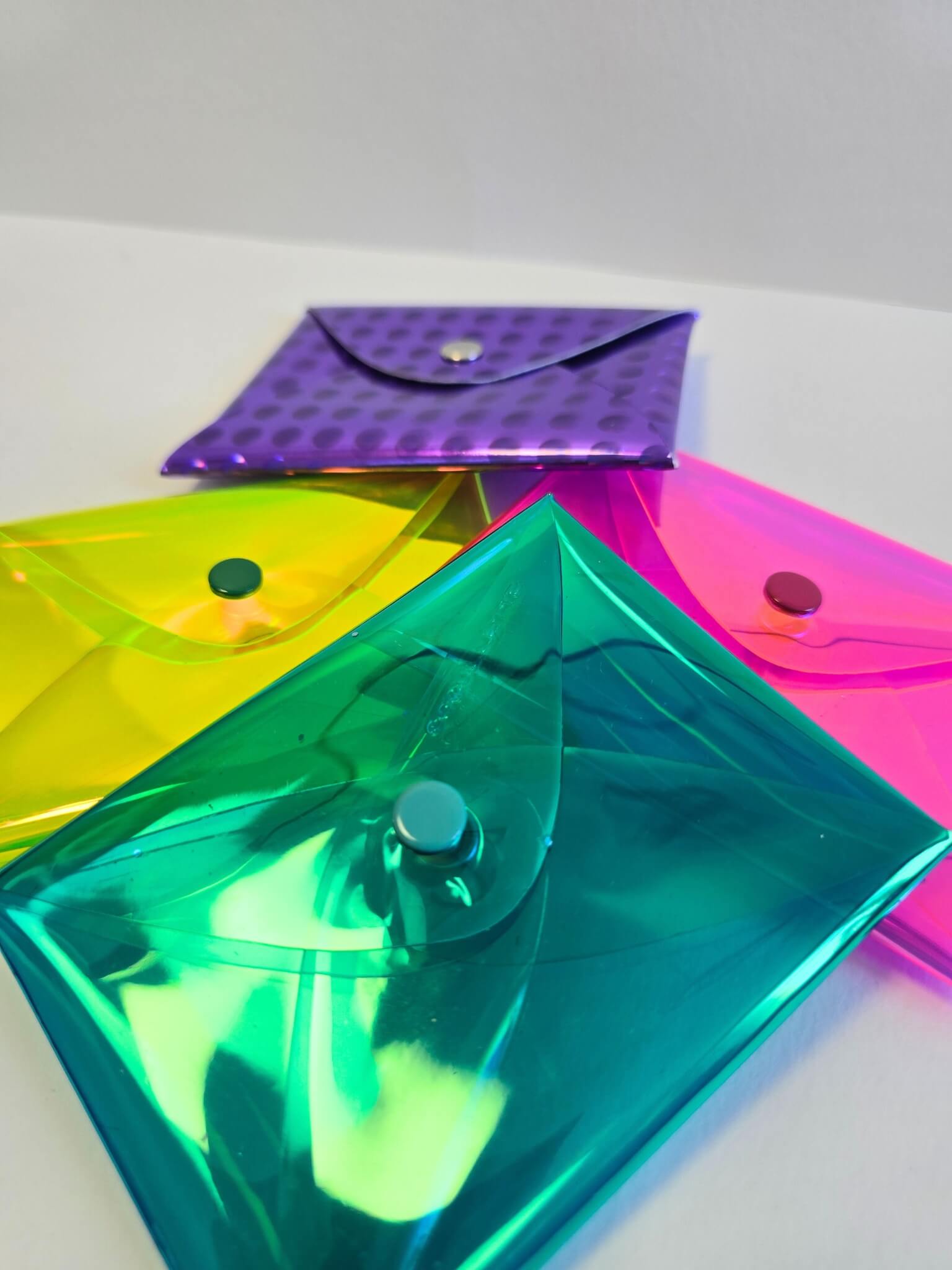 porte monnaies transparents en vinyle.