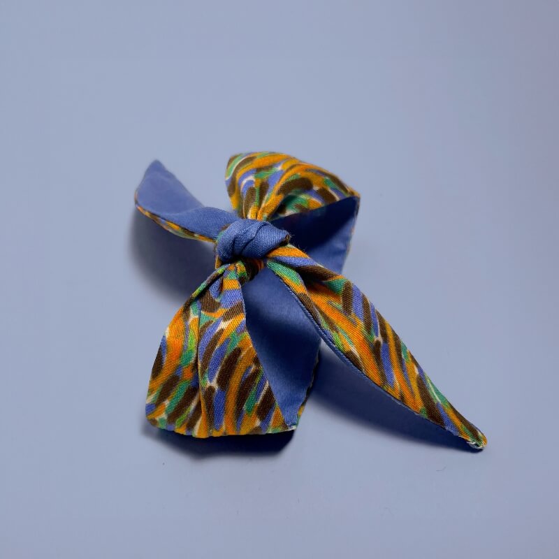 ruban pour cheveux ou bracelet en tissu bleu, orange et vert