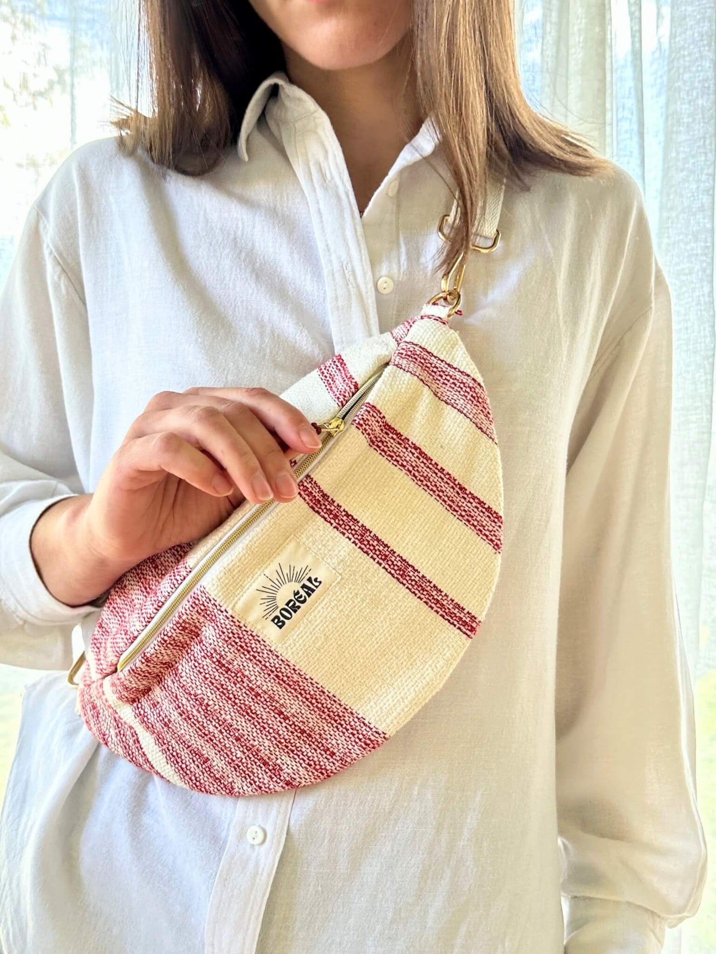 Sac banane pour femme printemps, rouge et blanc, en coton. Fabriqué en France.