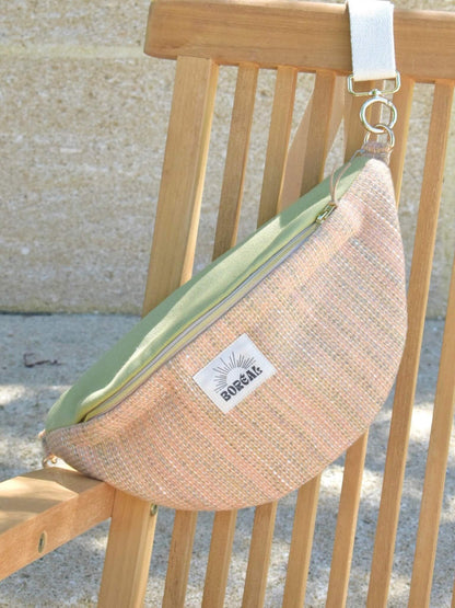 Sac banane kaki et beige pour femme printemps, en laine et coton, fabriqué en France.