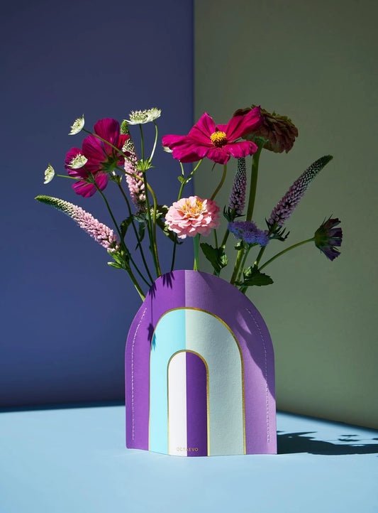 Vase en papier violet Octaevo qui s'enfile, idée cadeau déco.