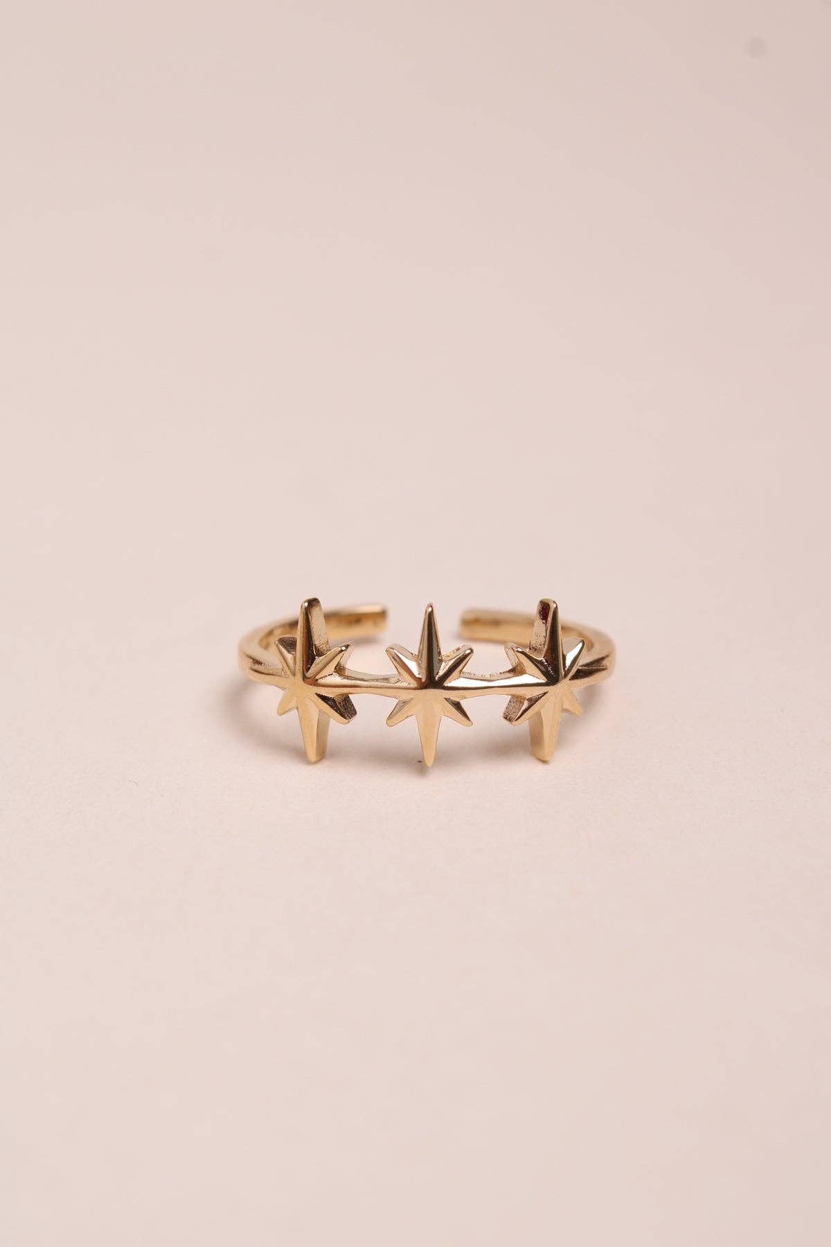 bague avec étoiles en plaqué or, réglable, fabriquée en France Waekura